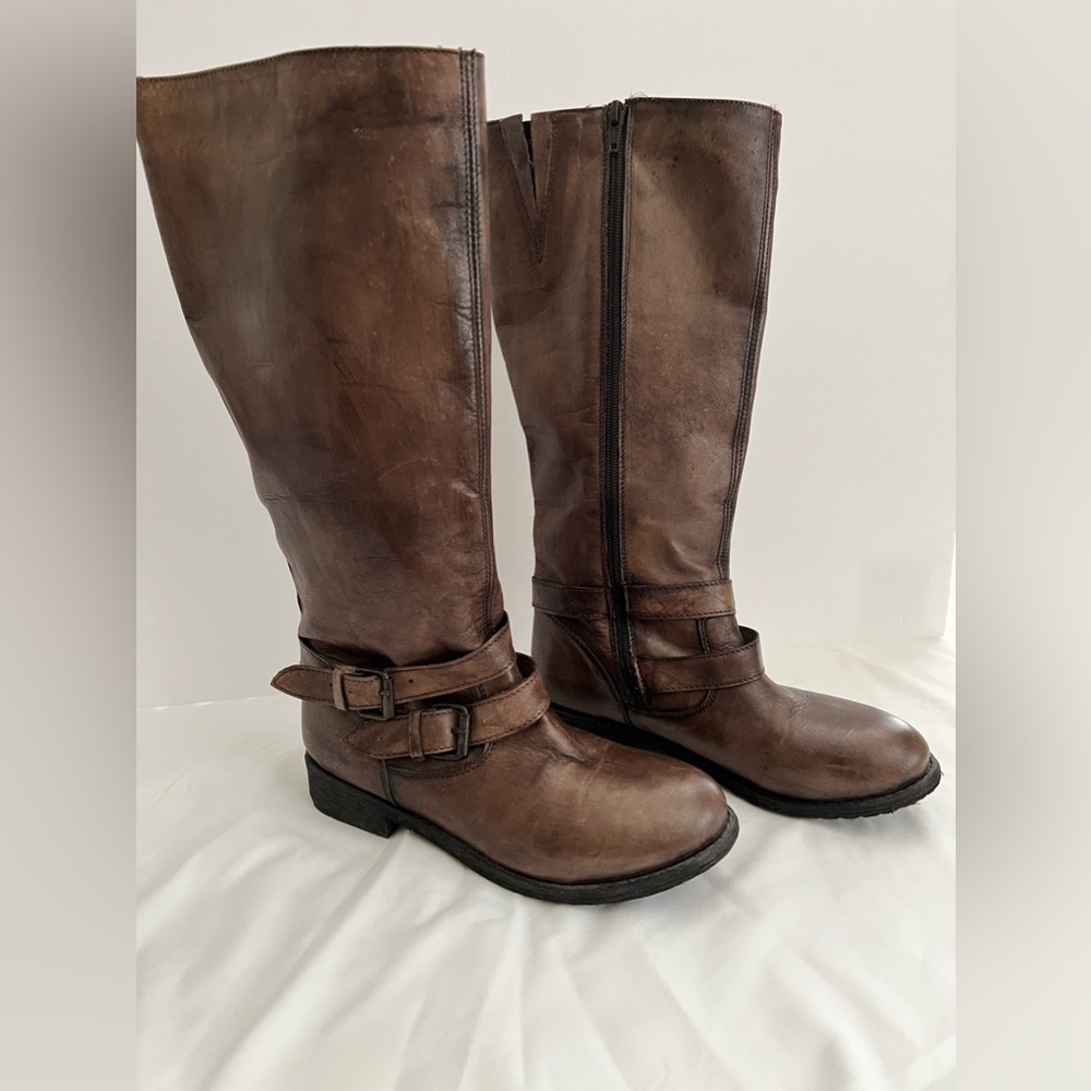 Zigi Soho Brown Leather Boots with buckles